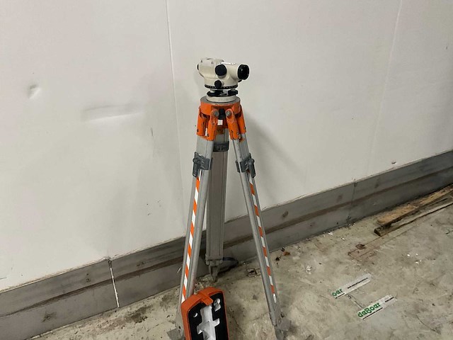 Nikon ac-2s waterpasinstrument / kijker - afbeelding 8 van  8