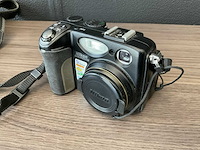 Nikon coolpix 5400 fotocamera met statieven - afbeelding 6 van  6
