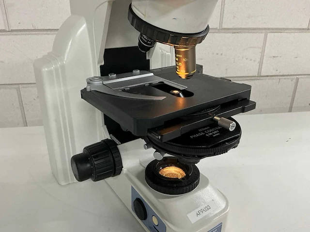 Nikon eclipse e400 microscope - afbeelding 5 van  13