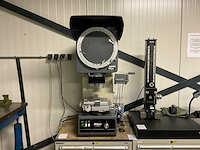 Nikon v-12 profiel projector - afbeelding 5 van  11