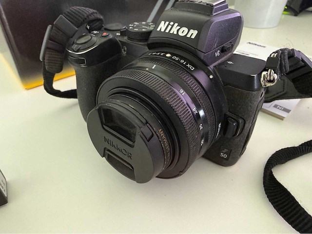 Nikon z50 systeemcamera met nikkor lens - afbeelding 4 van  11