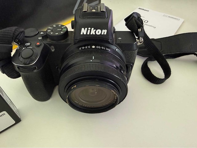 Nikon z50 systeemcamera met nikkor lens - afbeelding 5 van  11