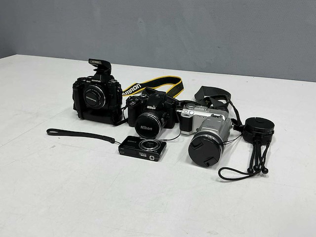 Nikon/sony/olympus - fotocamera’s (4x) - afbeelding 1 van  24