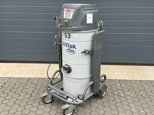 Nilfisk - 2012 - cfm s3 - industriële stofzuiger - afbeelding 1 van  5