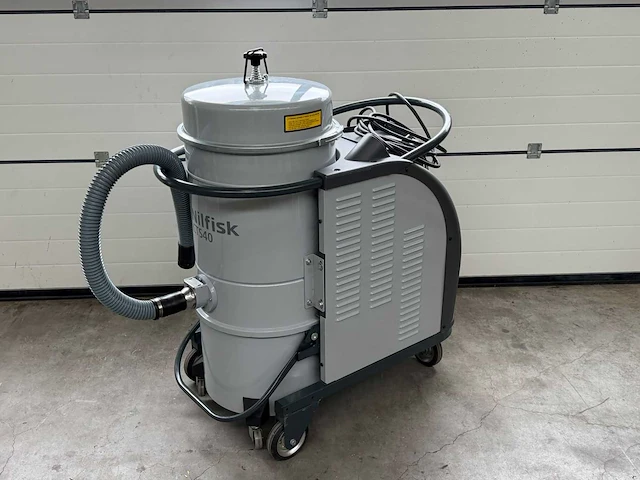 Nilfisk - 2017 - cts40l - industriële stofzuiger - afbeelding 1 van  6