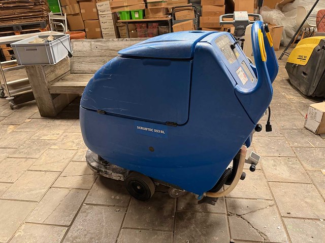 Nilfisk - 553bl combi - schrob-zuigmachine - afbeelding 1 van  5