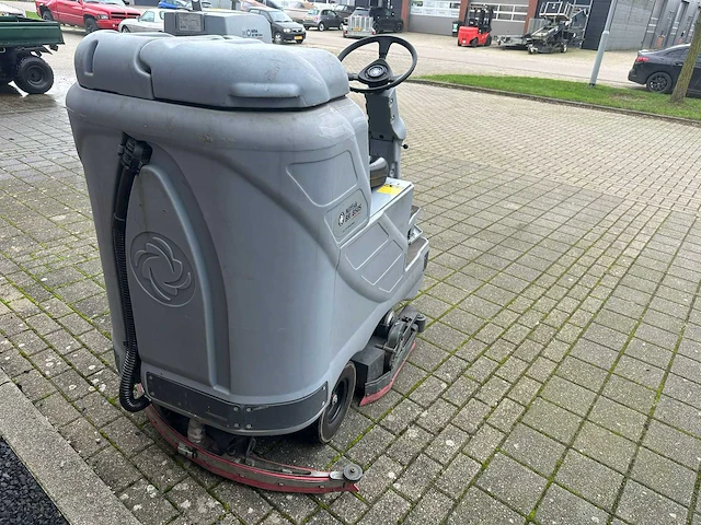 Nilfisk - br 850s - zelfrijdende schrobmachine - afbeelding 7 van  10