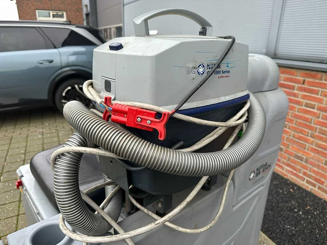 Nilfisk - br 850s - zelfrijdende schrobmachine - afbeelding 10 van  10