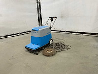 Nilfisk - c38 - veegmachine - afbeelding 1 van  9