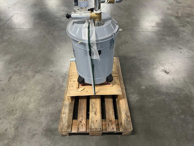 Nilfisk - cfm industriële stofzuiger - afbeelding 8 van  8