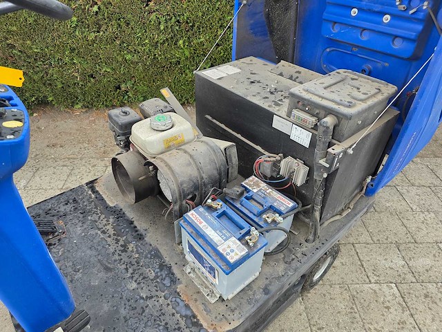 Nilfisk - floortec r670p - vloerreiniger - afbeelding 2 van  7