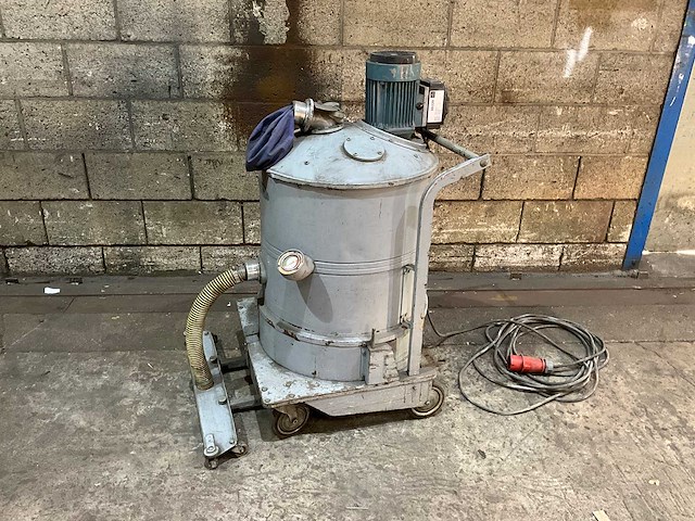 Nilfisk - gb733 - industriële vacuüm stofzuiger - afbeelding 1 van  5