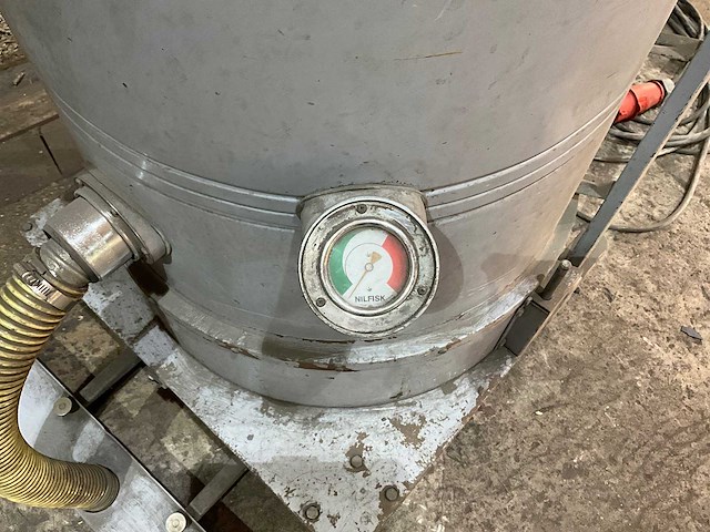 Nilfisk - gb733 - industriële vacuüm stofzuiger - afbeelding 2 van  5