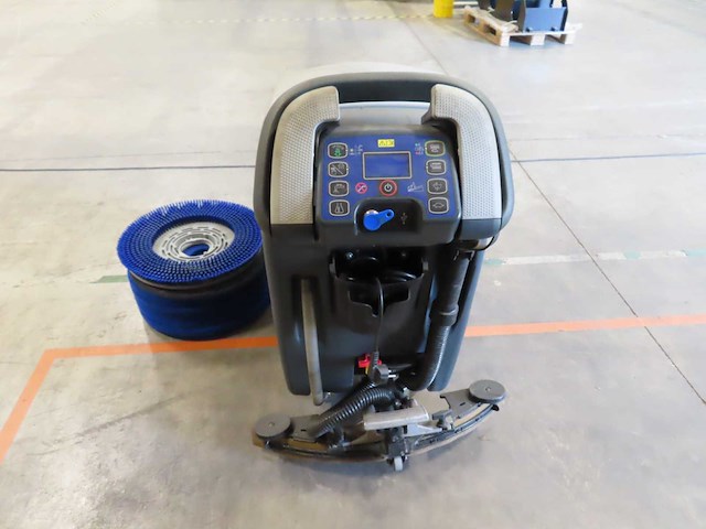 Nilfisk - sc500 53 b full pkg - schrobmachine - afbeelding 3 van  5