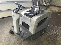 Nilfisk - sr 1101b - zelfrijdende veegmachine nilfisk sr 1101b - afbeelding 1 van  8