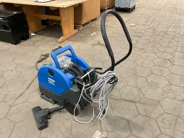 Nilfisk alto 233 industriële stofzuiger - afbeelding 4 van  6