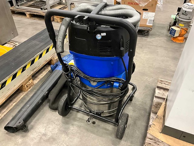 Nilfisk alto attix industriële stofzuiger - afbeelding 5 van  6