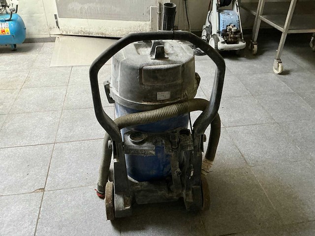 Nilfisk alto maxxi wd7 industriële stofzuiger - afbeelding 6 van  10