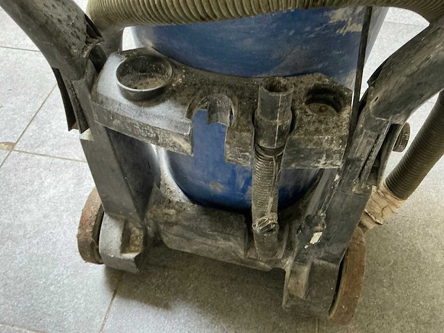 Nilfisk alto maxxi wd7 industriële stofzuiger - afbeelding 8 van  10