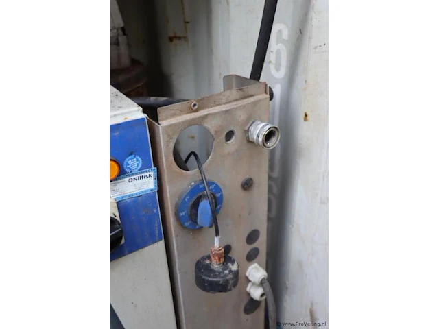 Nilfisk alto solar booster 7-57d incl. container - afbeelding 23 van  32