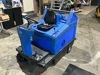 Nilfisk alto zit veegmachine - afbeelding 1 van  28