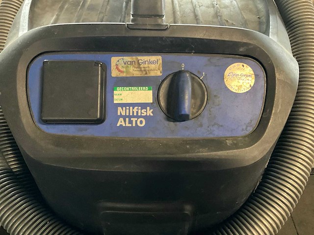 Nilfisk attix 751-11 nat-droogzuiger - afbeelding 3 van  4