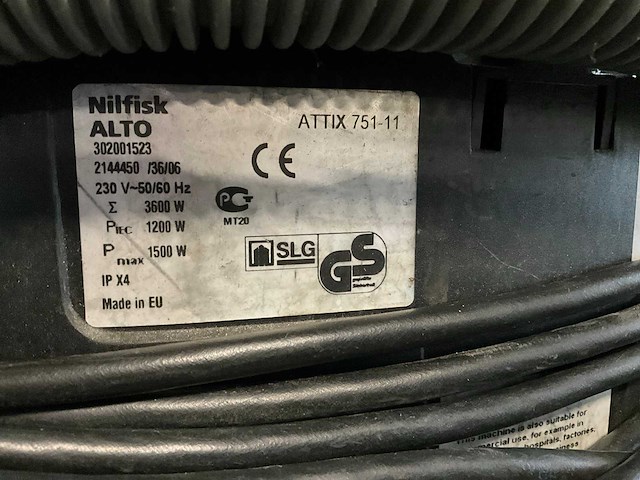 Nilfisk attix 751-11 nat-droogzuiger - afbeelding 4 van  4