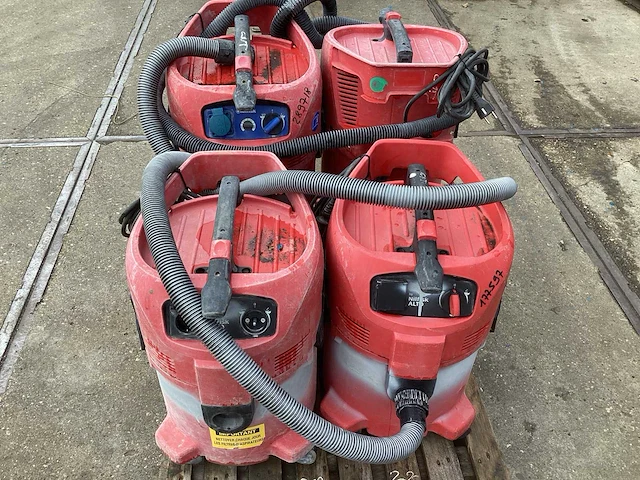 Nilfisk attix alto industriële stofzuiger (4x) - afbeelding 1 van  4