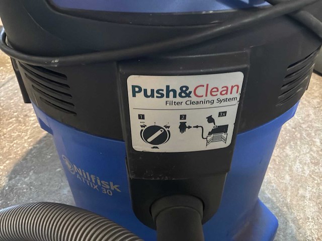 Nilfisk attix30 industriële stofzuiger - afbeelding 2 van  4