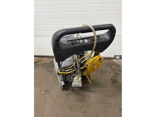 Nilfisk ax410 industriële stofzuiger - afbeelding 4 van  6