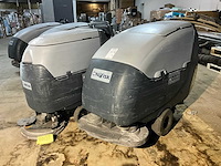 Nilfisk ba 651/ 451d schrob-/ zuigmachine (2x) - afbeelding 1 van  14