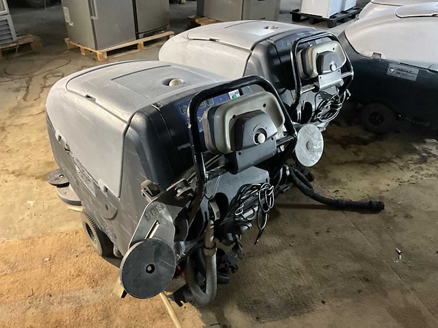 Nilfisk ba 651 ecoflex schrob-/ zuigmachine (2x) - afbeelding 6 van  12