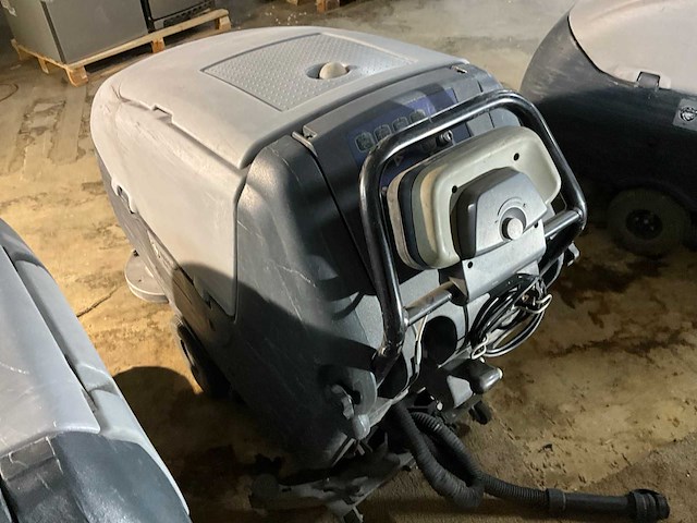 Nilfisk ba 651 ecoflex schrob-/ zuigmachine (2x) - afbeelding 8 van  12