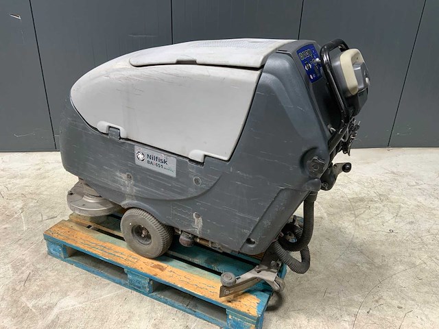 Nilfisk ba 651d schrob veegmachine - afbeelding 2 van  5