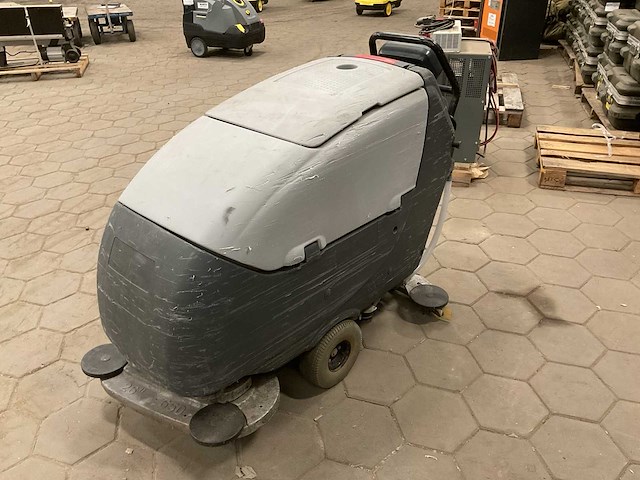 Nilfisk ba651 car vloerreiniger - afbeelding 7 van  9