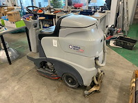 Nilfisk br | 601/651/751 vloerreiniger - afbeelding 2 van  8