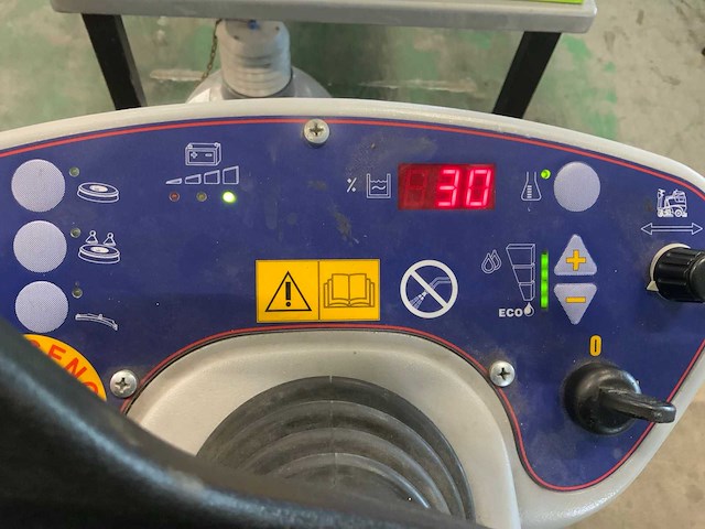 Nilfisk br | 601/651/751 vloerreiniger - afbeelding 6 van  8