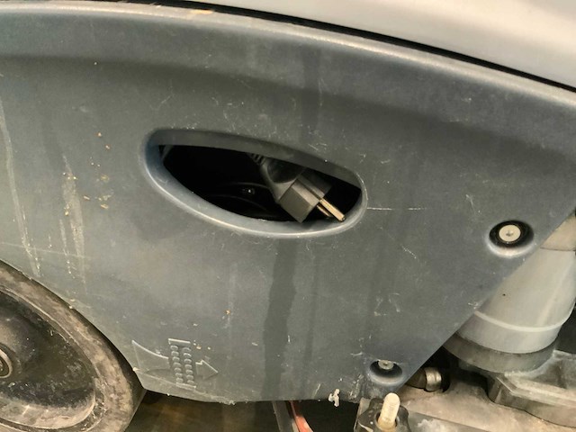 Nilfisk br | 601/651/751 vloerreiniger - afbeelding 7 van  8