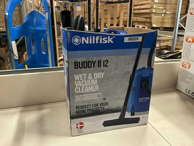 Nilfisk buddy ii 12 wet&dry vacuum cleaner - afbeelding 1 van  2