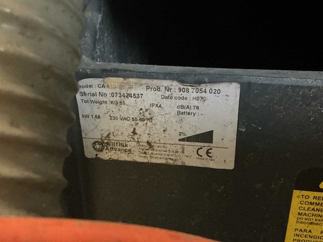 Nilfisk ca 410 schrobzuigmachine - afbeelding 2 van  6