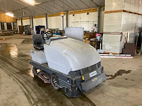 Nilfisk cr1000 zelfrijdende veeg- schrobmachine - afbeelding 14 van  20