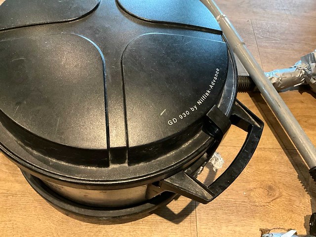 Nilfisk gd 930 stofzuiger - afbeelding 3 van  7