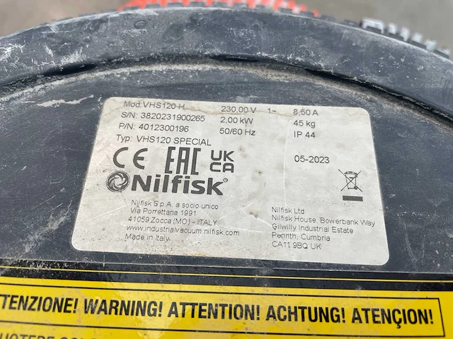 Nilfisk industriële stofzuiger, vloerbewerkingsmachine en agp sleuvenzaag - afbeelding 7 van  9