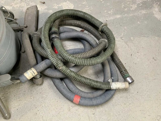 Nilfisk industriële stofzuiger - afbeelding 4 van  4