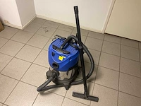 Nilfisk industriële stofzuiger - afbeelding 1 van  3