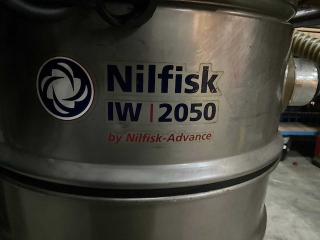 Nilfisk iw 2050 natte & droge industriële stofzuiger - afbeelding 6 van  6