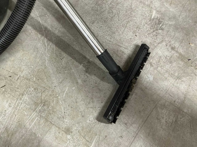 Nilfisk multi 30 inox industriële stofzuiger - afbeelding 6 van  6