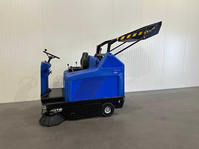 Nilfisk rijdende veegmachine | floortec r 580 p/b electrisch - afbeelding 8 van  15