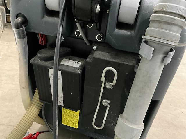 Nilfisk sc 400 schrobmachine - afbeelding 9 van  10