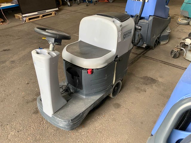 Nilfisk sc2000 ecoflex vloerreiniger - afbeelding 1 van  8